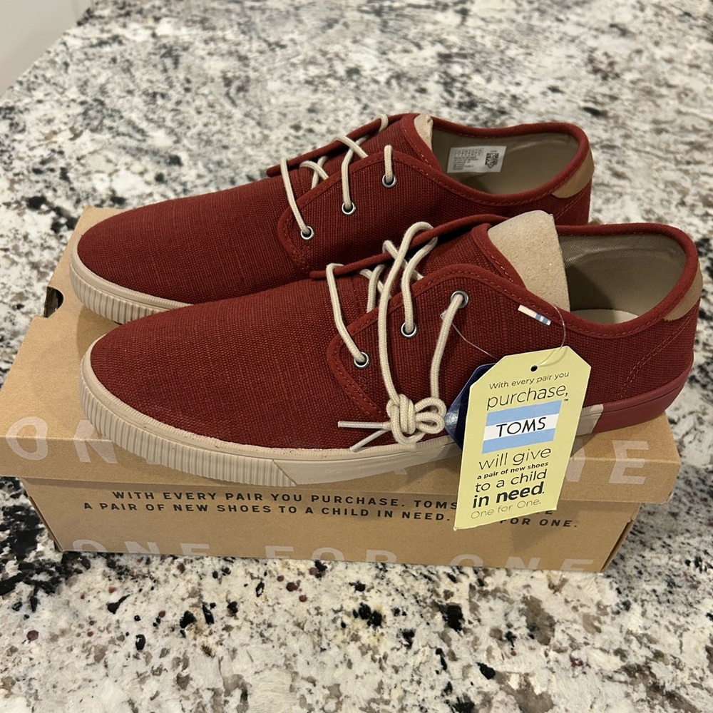 Toms Carlo Sneaker size 11